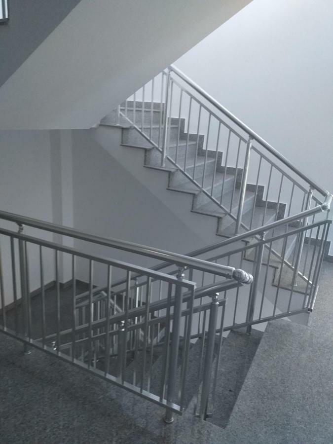 Downtown "Rendez-Vous" Luxury Apartamento Bacău Exterior foto